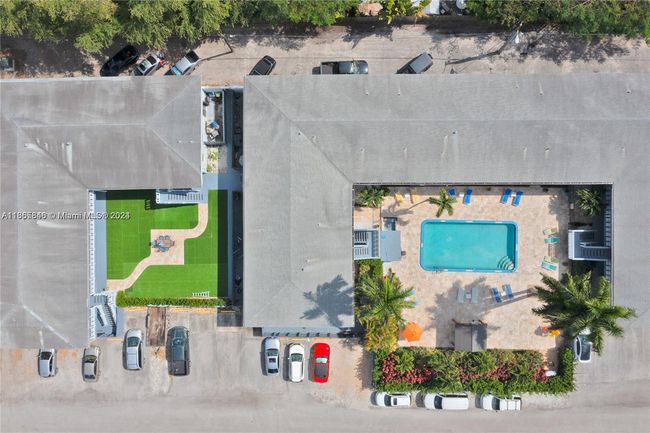 APT-103 - 616 Sw 14 Th Ave, Condo with 2 bedrooms, 1 bathrooms and null parking in Fort Lauderdale FL | Image 11