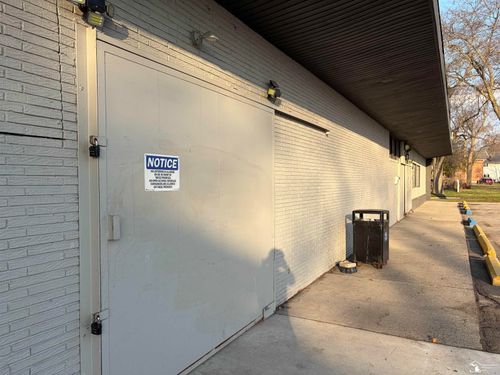 1104 E 4th St, Monroe, MI, 48161-1216 | Card Image