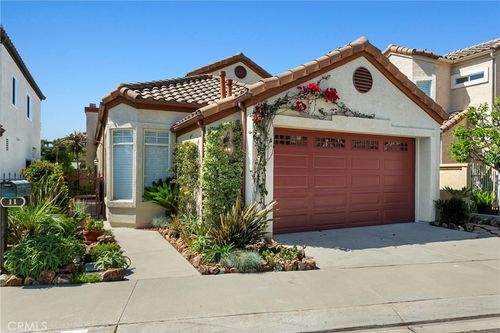 11 Reina, Dana Point, CA, 92629-4125 | Card Image