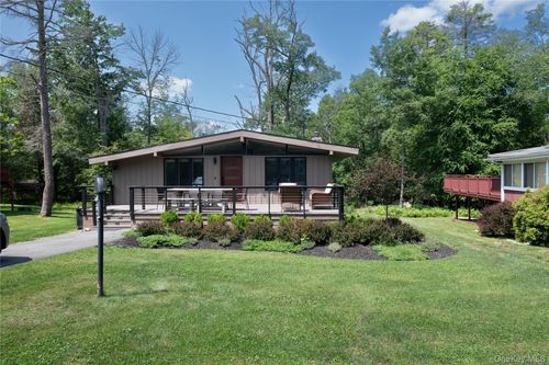 7 Donenfeld Dr, White Lake, NY, 12786 | Card Image