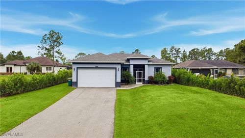 2842 8th Ave Ne, NAPLES, FL, 34120-4993 | Card Image