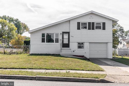 5468 Drexel Ave, PENNSAUKEN, NJ, 08109-1012 | Card Image