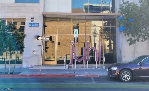 373-353 E Bonneville Ave, Las Vegas, NV, 89101-6622 | Card Image