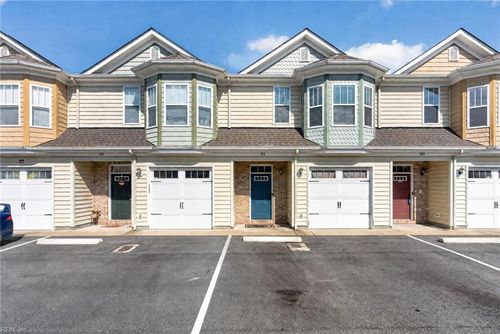 913 Deep Creek Run, Chesapeake, VA, 23323 | Card Image