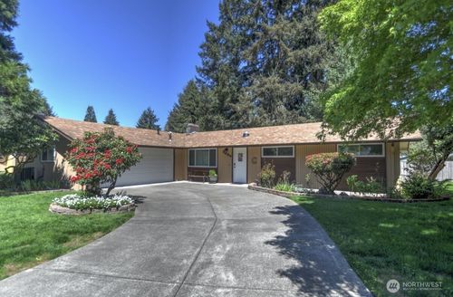 7634 11th Ave Se, Lacey, WA, 98503-1823 | Card Image