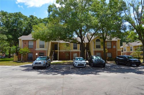 unit-101-8625 Mallard Reserve Dr, TAMPA, FL, 33614-2343 | Card Image