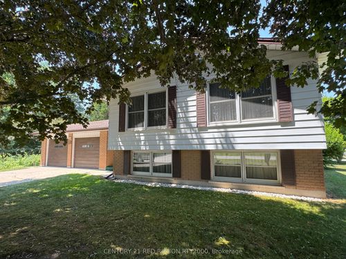 {{alt}} | Card Image