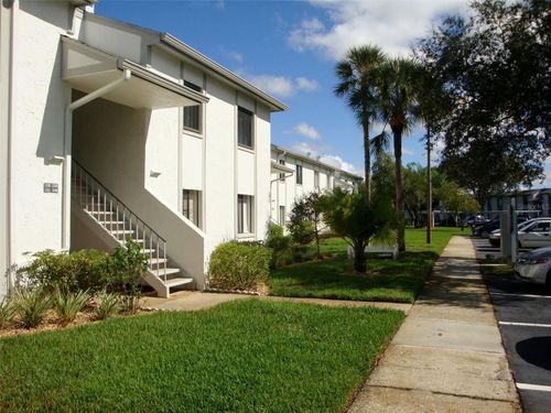 111-111 E Cypress Ct, OLDSMAR, FL, 34677-2141 | Card Image