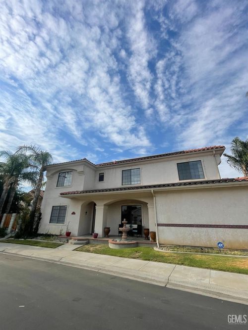 6000 Kings Canyon Dr, Bakersfield, CA, 93306-9606 | Card Image