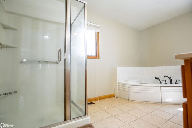 711 E Chubb St, House other with 3 bedrooms, 3 bathrooms and null parking in Algona IA | Image 17