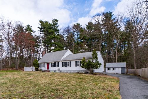475 Old Post Rd, Sharon, MA, 02067-1621 | Card Image
