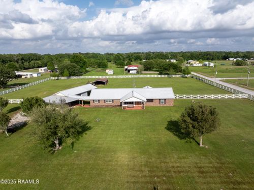 6104 Highway 26, Jennings, LA, 70546-8141 | Card Image