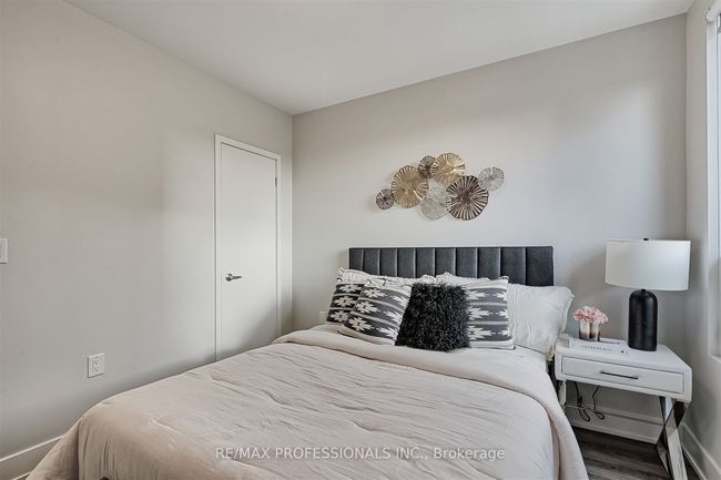 111 - 62 Dixfield Dr, House attached with 2 bedrooms, 2 bathrooms and 1 parking in Etobicoke ON | Image 12