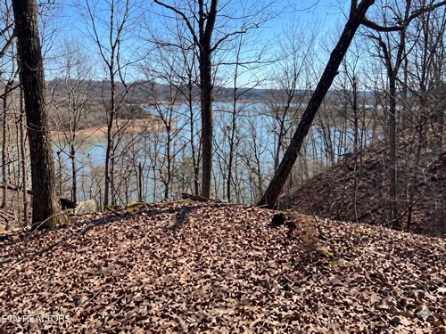 1218 Keetoowah Dr, Mooresburg, TN, 37811-2673 | Card Image