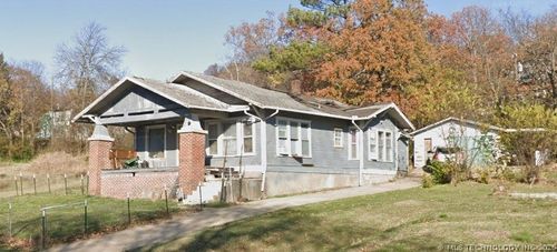 712 W Merrick Street, Henryetta, OK, 74437 | Card Image