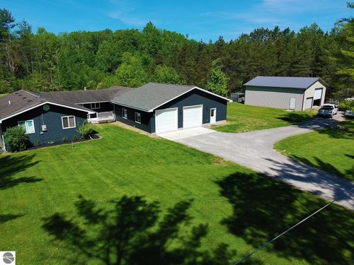 737 Sensabaugh Rd, Lupton, MI, 48635-9780 | Card Image