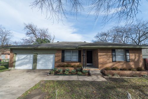 9111 Fairhaven Ln, Dallas, TX, 75227-8307 | Card Image
