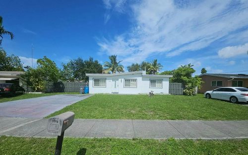 4041 Sw 59th Ave, West Park, FL, 33023-6151 | Card Image