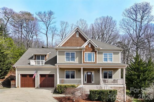 22 Rosebay Ln, Asheville, NC, 28803-2490 | Card Image