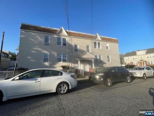 32 Rose St, Kearny, NJ, 07032-1956 | Card Image