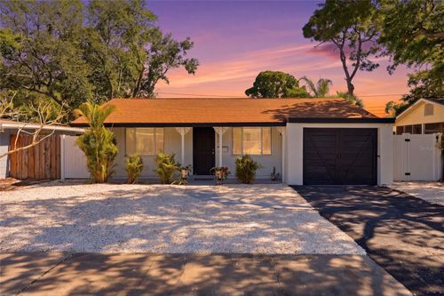 8020 24th Ave N, ST PETERSBURG, FL, 33710-3622 | Card Image