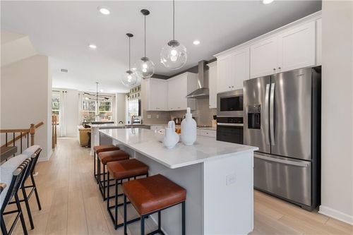 2806 Daybreak Ln, Newnan, GA, 30265-2814 | Card Image
