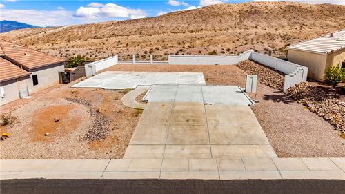 2941 La Paloma Dr, Bullhead City, AZ, 86429-5882 | Card Image