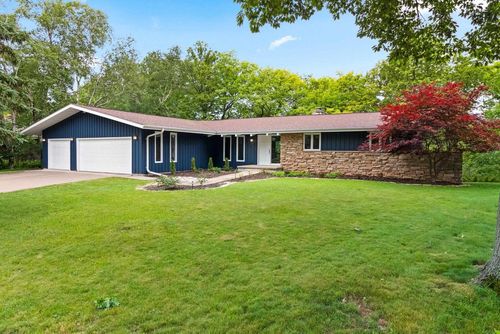 1511 N Briarcliff Drive, APPLETON, WI, 54915 | Card Image