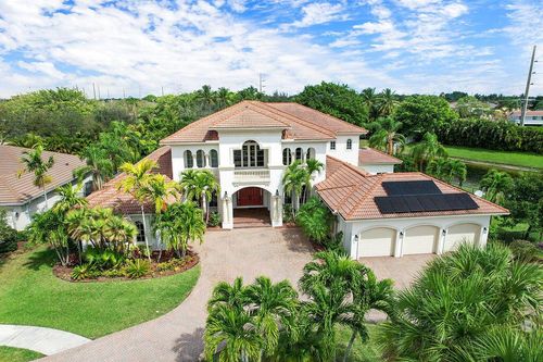 9525 Captiva Cir, Boynton Beach, FL, 33437-3635 | Card Image
