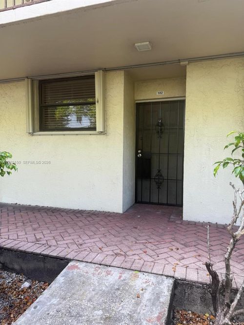 102-109 Lake Emerald Dr, OAKLAND PARK, FL, 33309-6203 | Card Image