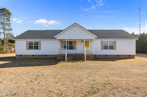 254 Gaston Dr, Bladenboro, NC, 28320-8581 | Card Image