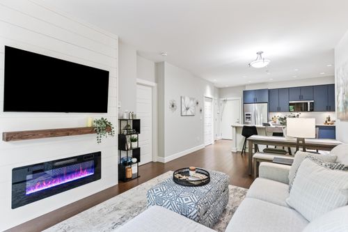 209-15185 36 Ave, Surrey, BC, V3Z4R3 | Card Image