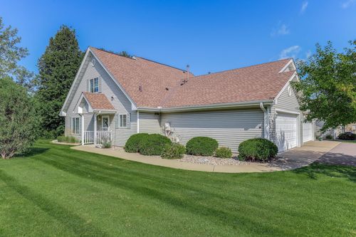 9061 Underwood Ln N, Maple Grove, MN, 55369-6710 | Card Image