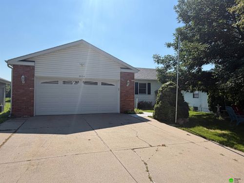 5024 N 25th St, Lincoln, NE, 68521-1152 | Card Image