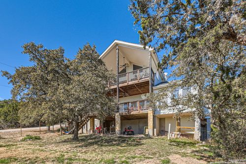 242 Scenic Smt, Lakehills, TX, 78063-6580 | Card Image