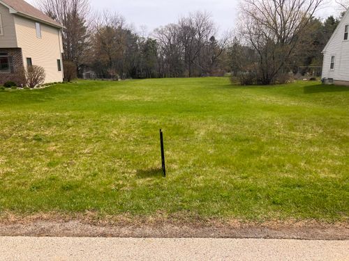 8498 N 68th St, Brown Deer, WI, 53223-2719 | Card Image