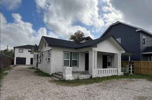 2-11 Norwood St, Houston, TX, 77011-3321 | Card Image