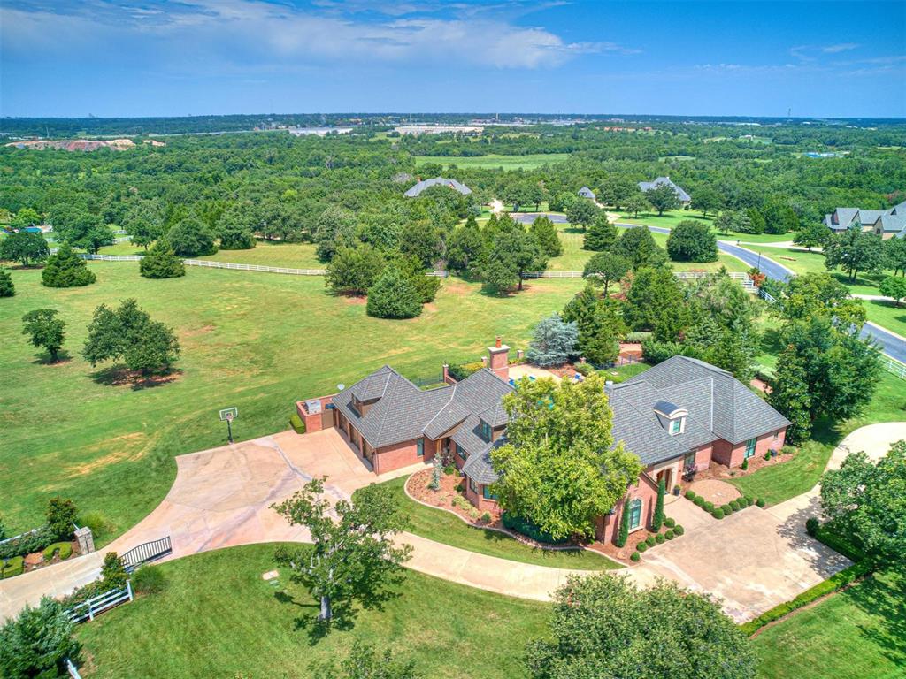 Carrington Pl, Oklahoma City, OK 73131