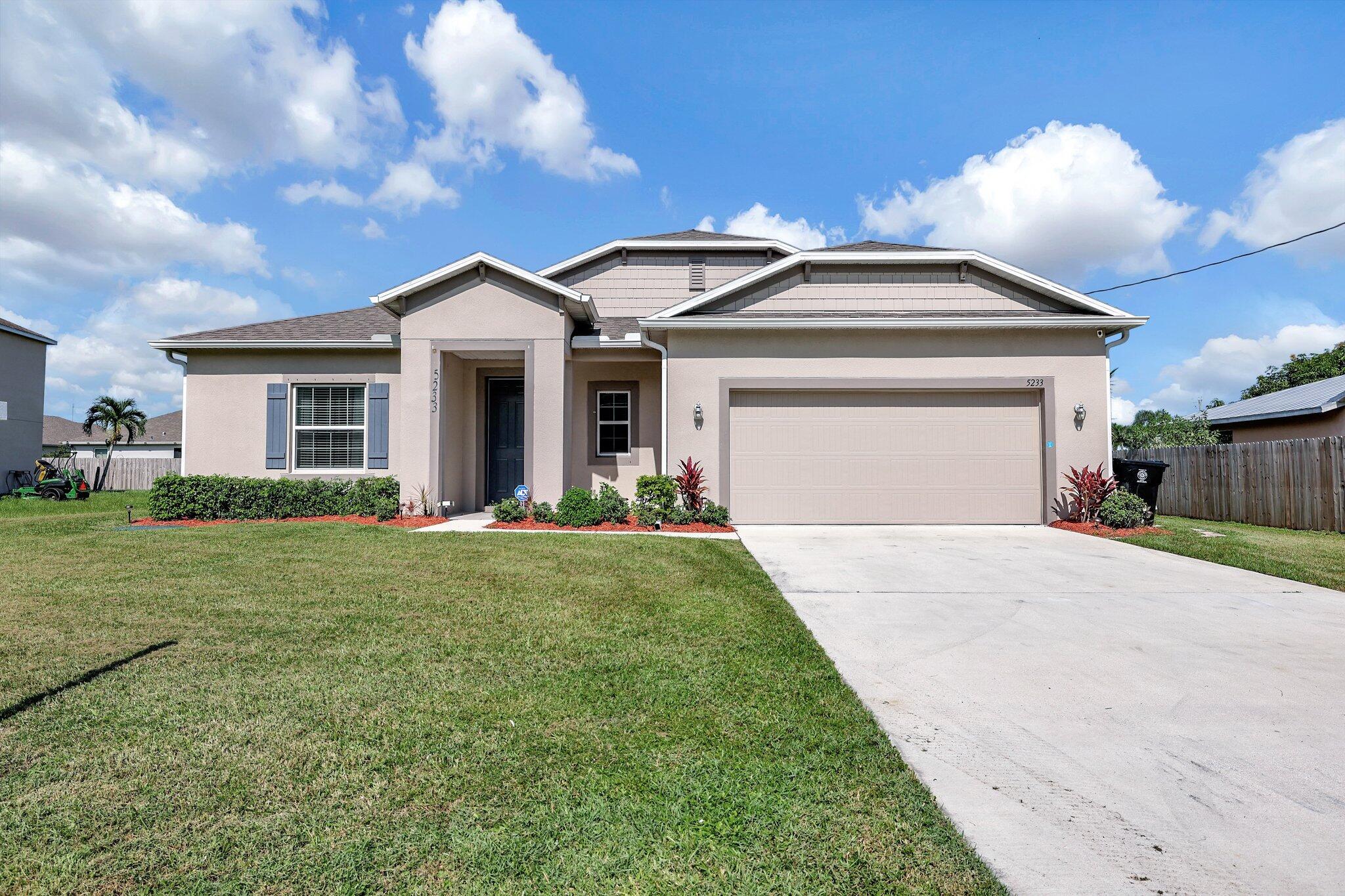 Jake Ct, Port Saint Lucie, FL 34986