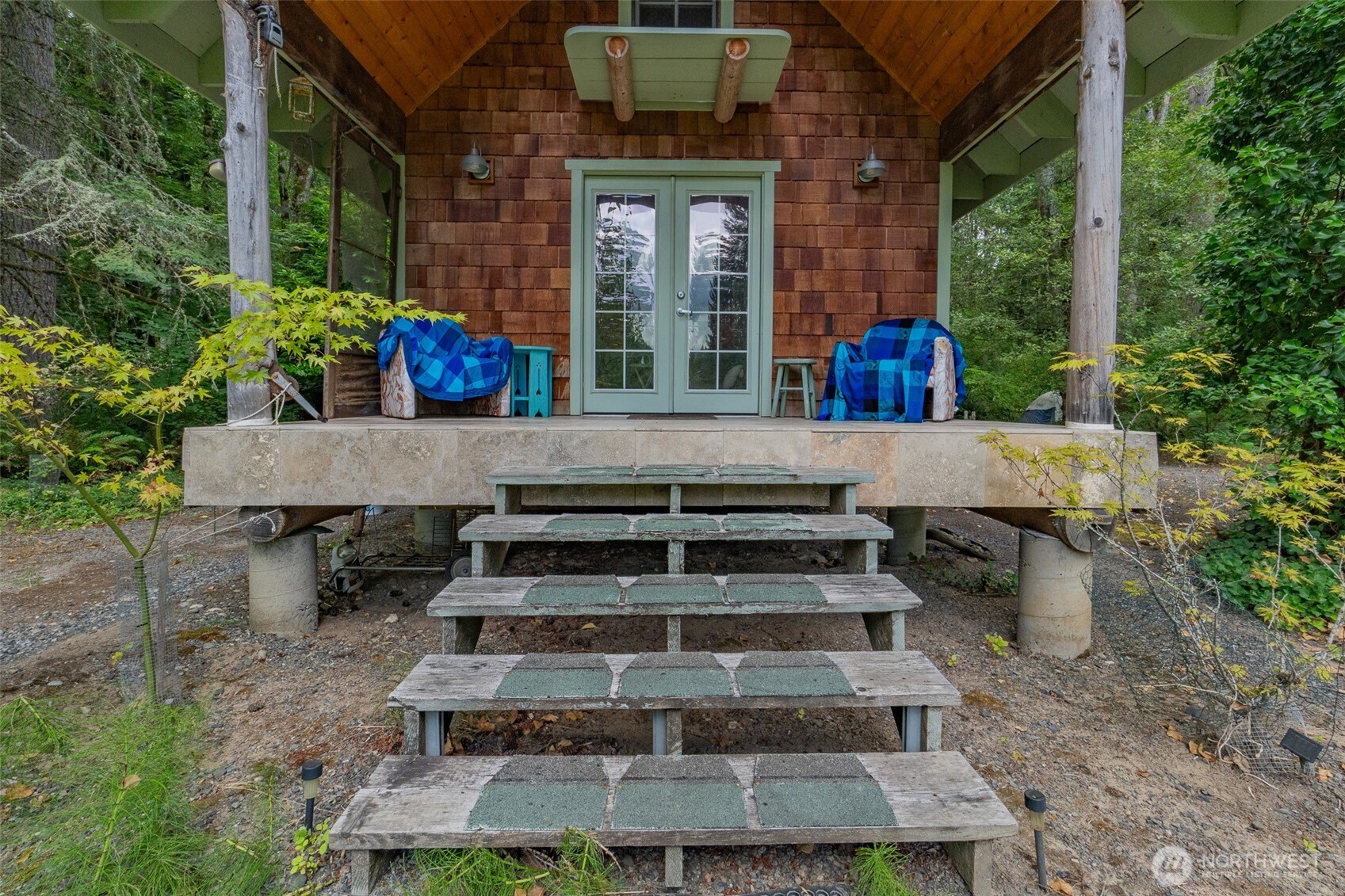 Residential in Rainier 5