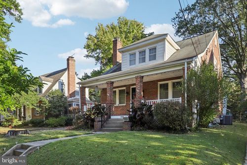 4410 Underwood St, UNIVERSITY PARK, MD, 20782-1117 | Card Image