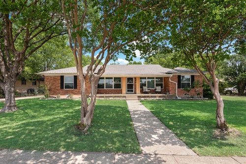 9506 Mercer Dr, Dallas, TX, 75228-3740 | Card Image