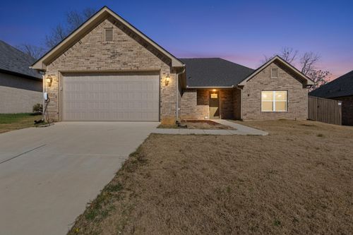 1005 Bucks Way, Longview, TX, 75604-3754 | Card Image