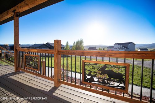 182 Caribou Peak Loop, Etna, WY, 83118-5006 | Card Image