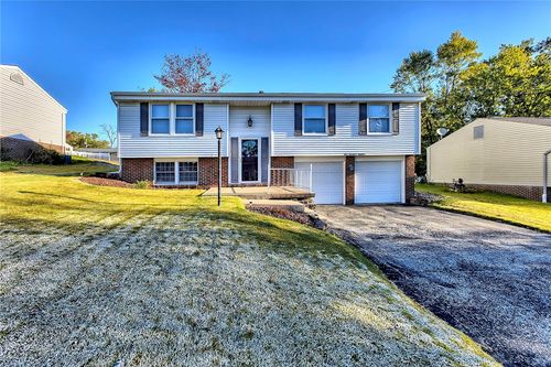 118 Mohican Dr, Greensburg, PA, 15601-4722 | Card Image