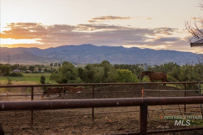 2143 Bonner Rd, House other with 4 bedrooms, 3 bathrooms and 2 parking in Midvale ID | Image 18