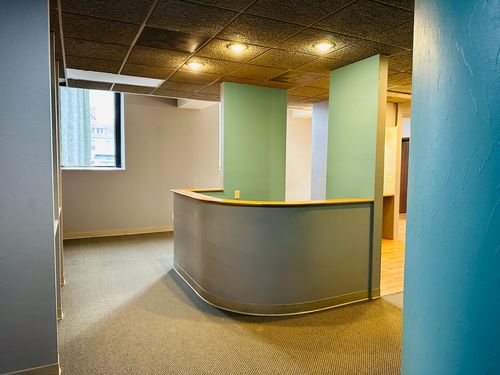 ste-104-773 W Lincoln Blvd, Freeport, IL, 61032-4977 | Card Image