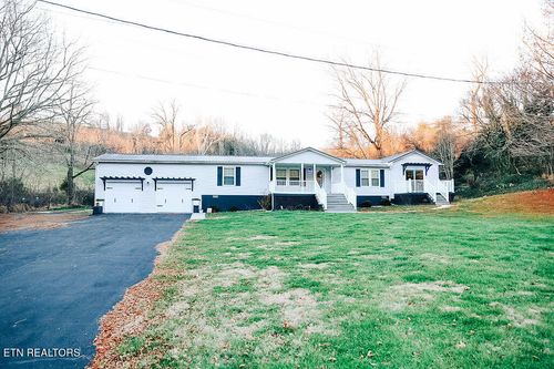 2792 Middle Wallens Creek Rd, Duffield, VA, 24244-8254 | Card Image