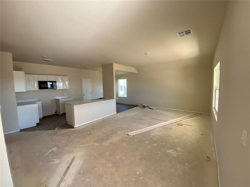 924 S Bear Lane, Mustang, OK, 73064 | Card Image