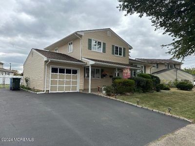 10 Alpine Place, House other with 5 bedrooms, 1 bathrooms and null parking in Colonia NJ | Image 1